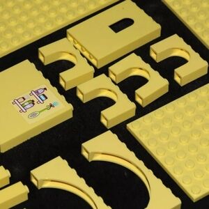 Lego bulk lot - bright yellow? columns, arches, panel, 8x16 plates, 8x8 [37 pcs]